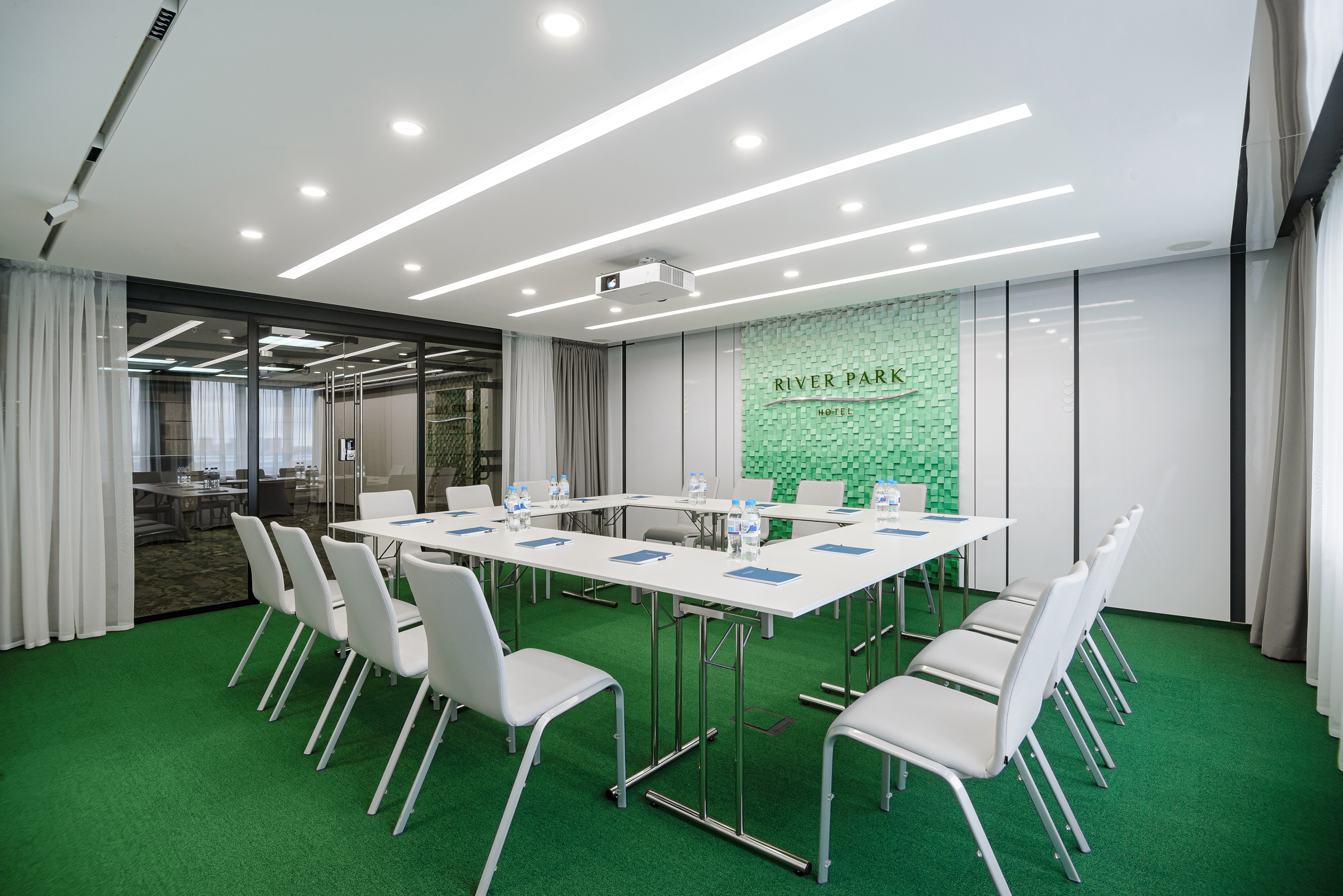 Тренинг-зал на 8 этаже